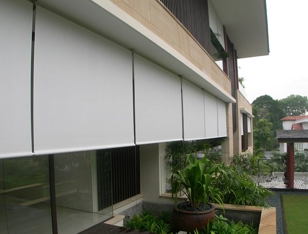 hình màn cuốn che nắng cửa kính văn phòng