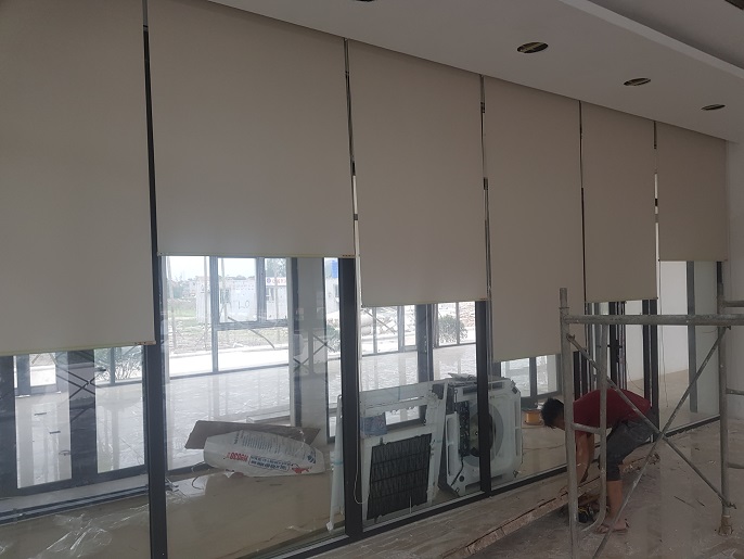 rèm che nắng văn phòng chống chói sáng
