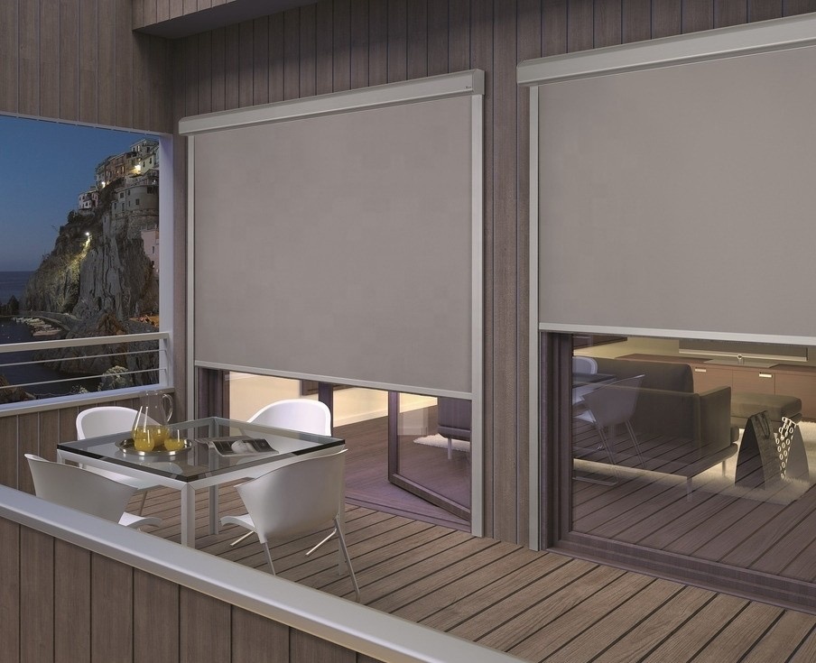 lắp đặt rèm cuốn zipper ray nhôm kín chống côn trùng ngoài trời