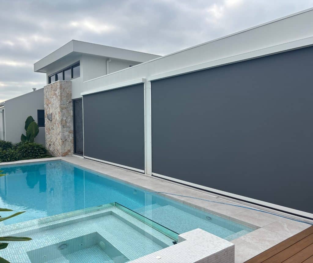 phụ kiện nào quan trọng nhất của rèm zipper trong hệ thống