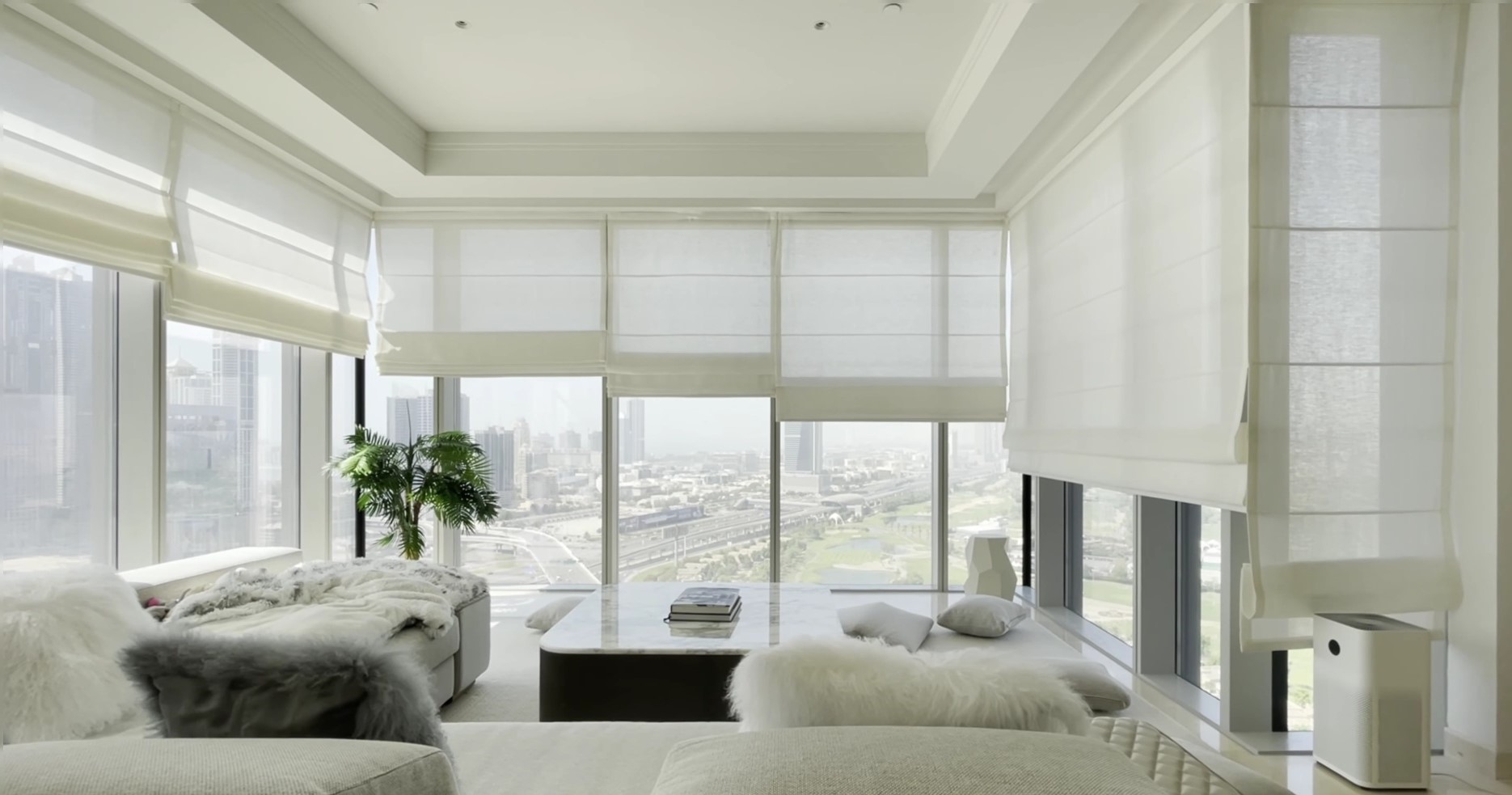 Mẫu rèm roman phòng khách đẹp chống nắng hiệu quả