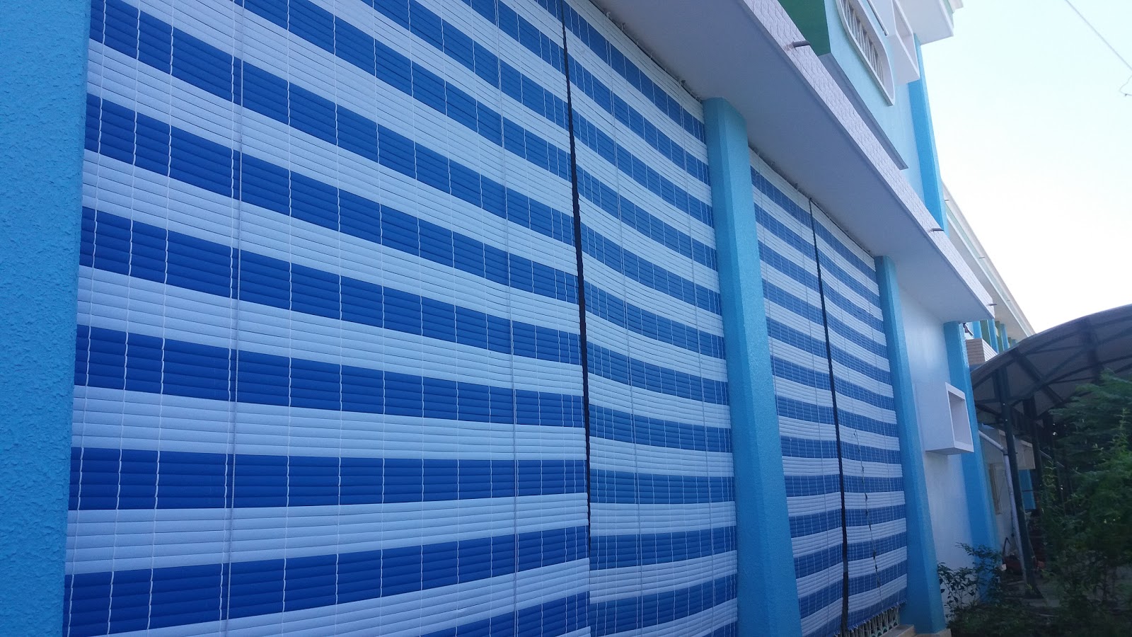 Thi công màn sáo che nắng ngoài trời bền đẹp cho khu vực ngoài trời