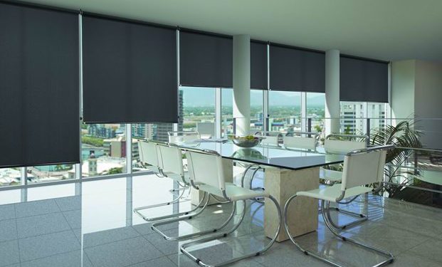 Mẫu rèm ngoài trời vật liệu bền chịu nắng mưa hiệu quả