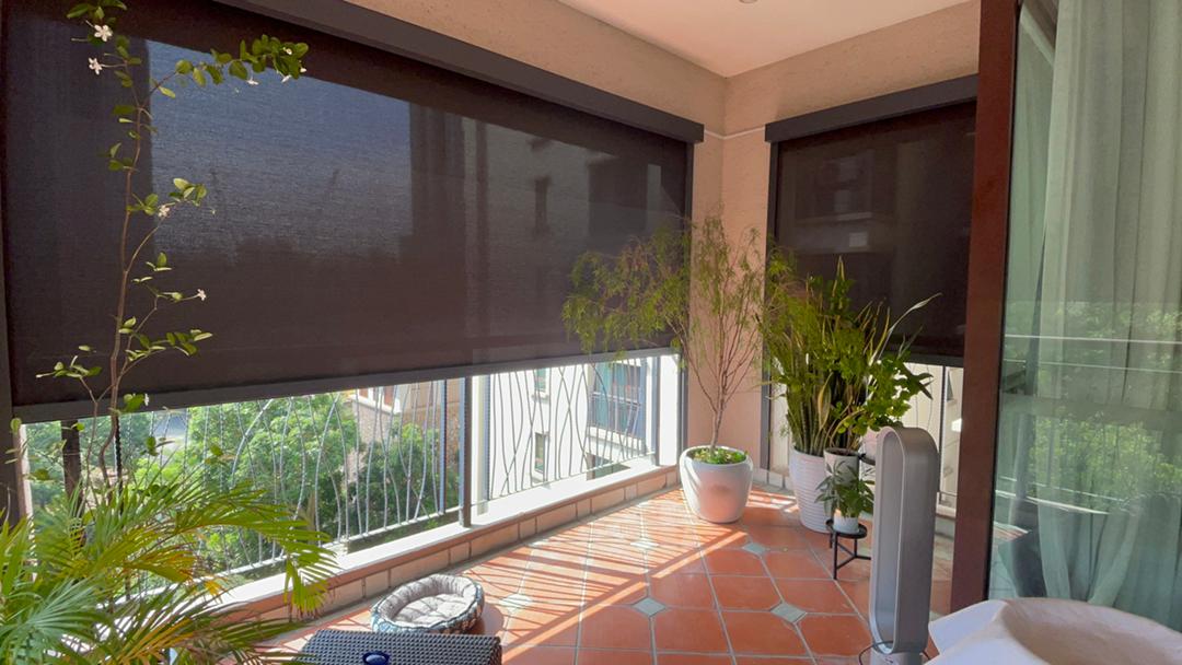 bảo hành rèm ngoài trời với kiểm tra ray và phụ kiện