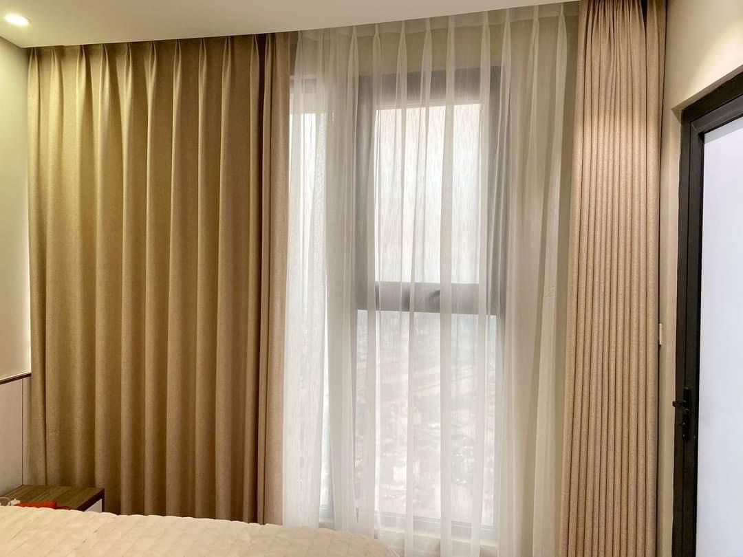 mẫu rèm chia phòng khách đẹp và tiện dụng