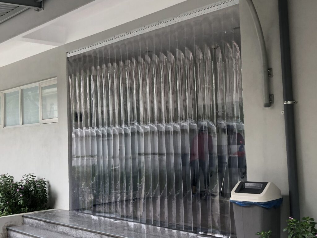 rèm che phòng riêng tạo không gian kín đáo
