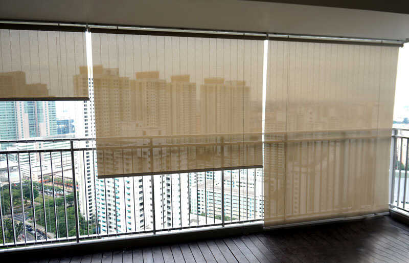 Rèm sân thượng tự động che nắng khu vực thư giãn